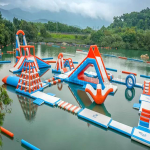 Gran oferta, parque acuático flotante inflable de alta calidad para adultos, deportes de escalada en agua, juego de obstáculos