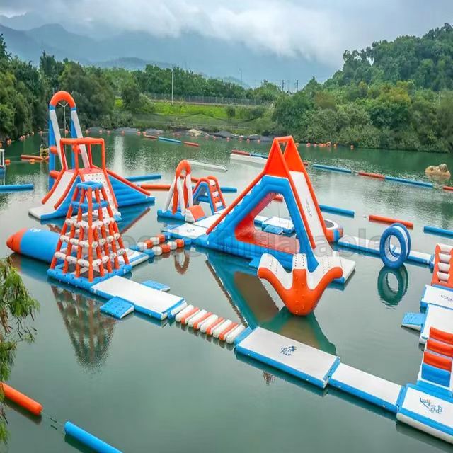 Gran oferta, parque acuático flotante inflable de alta calidad para adultos, deportes de escalada en agua, juego de obstáculos