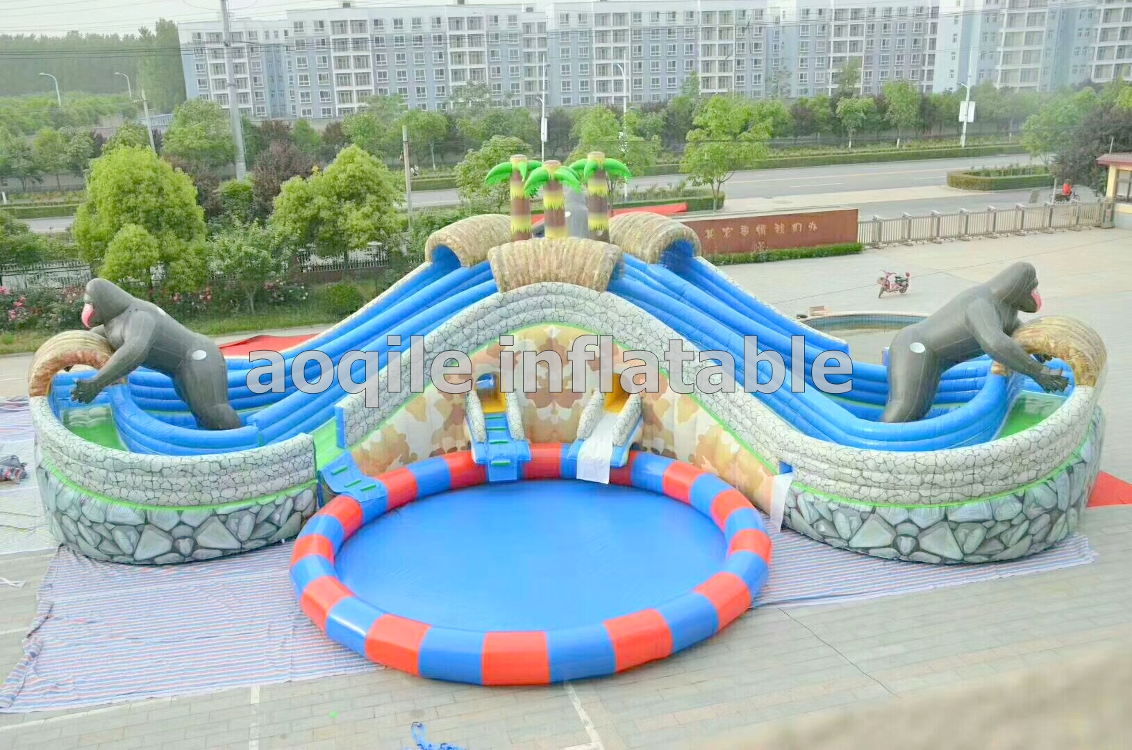 Piscina circular comercial para parque de atracciones al aire libre con sistema de filtración