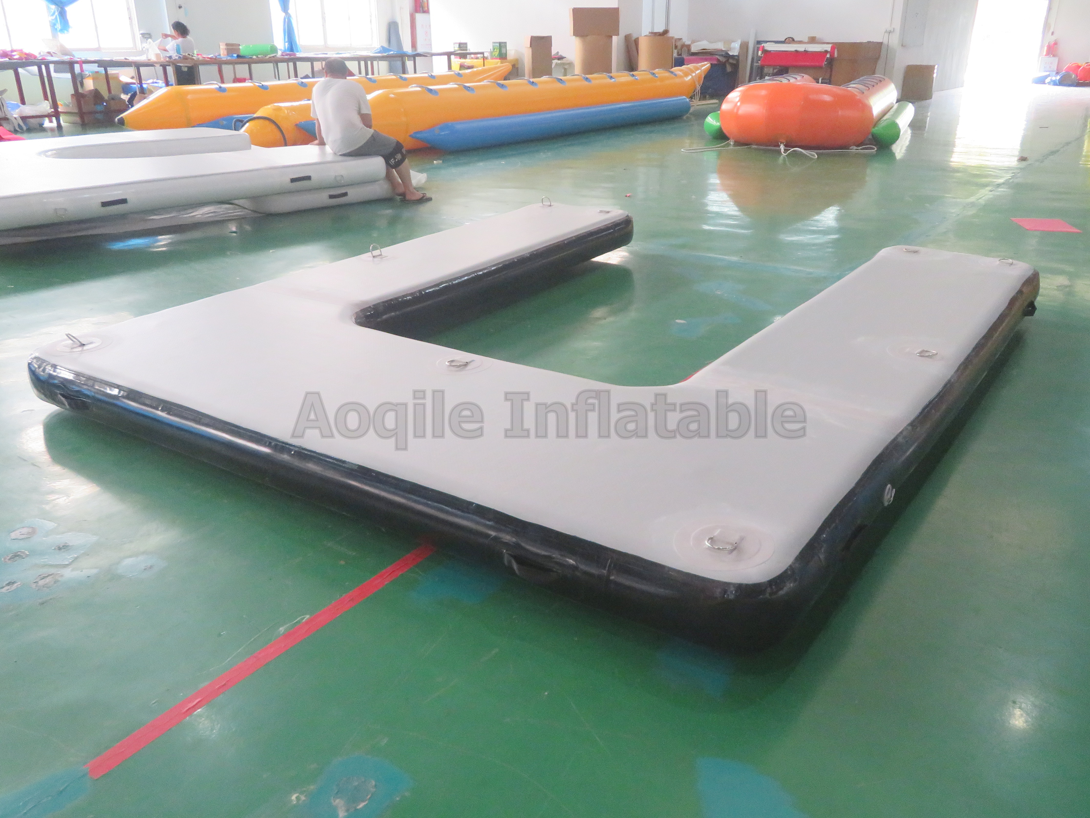 Plataforma flotante de agua en forma de U inflable, tablero de pesca para yate inflable al aire libre, venta al por mayor