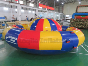 Divertida lancha de agua remolcando OVNI inflable Disco barco remolcable inflable Banana Boat remolcable