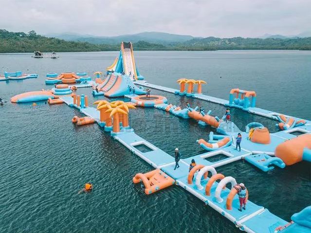 Equipo de parque acuático flotante, juego de fútbol inflable para deportes acuáticos