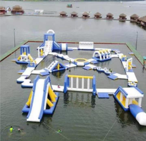 Nuevo obstáculo flotante inflable, juegos de parque de agua flotante inflables para adultos, equipo