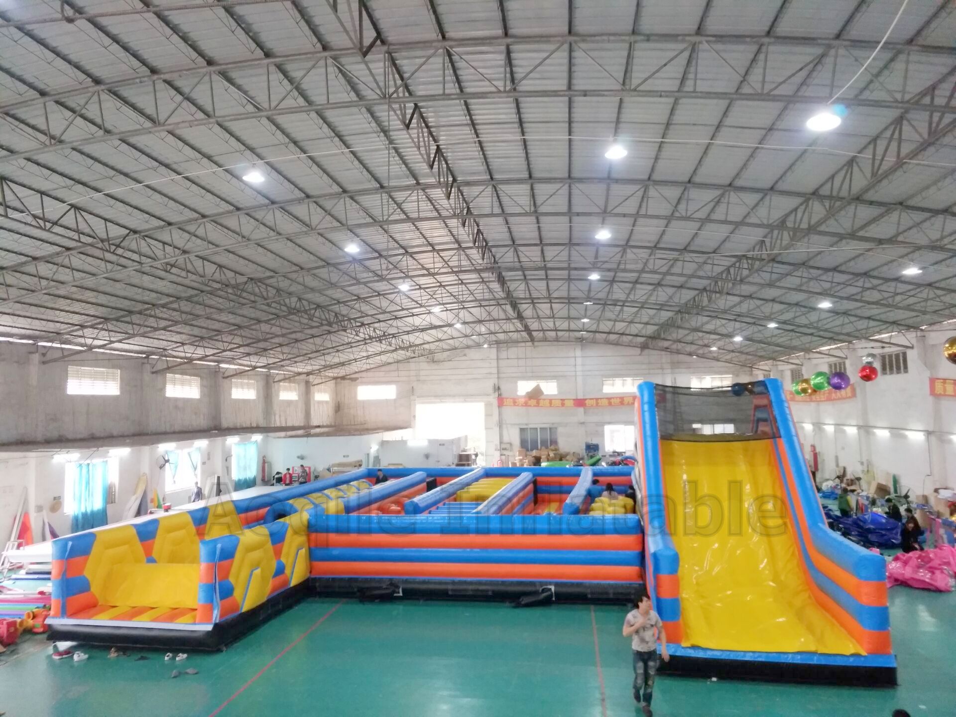 Parque Temático de trampolín inflable grande para niños, equipo de parque de juegos de diversiones, parque temático de juegos para niños a la venta