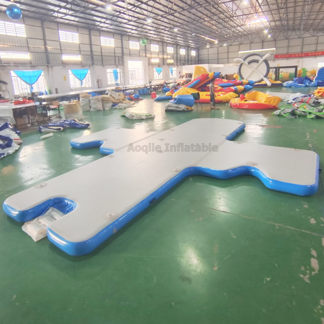 Plataforma inflable del resto del agua del equipo inflable de la diversión del partido del agua de la estera del pontón