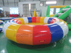 Nuevo diseño, tubo de agua, juego deportivo, barco volador inflable, OVNI loco remolcable