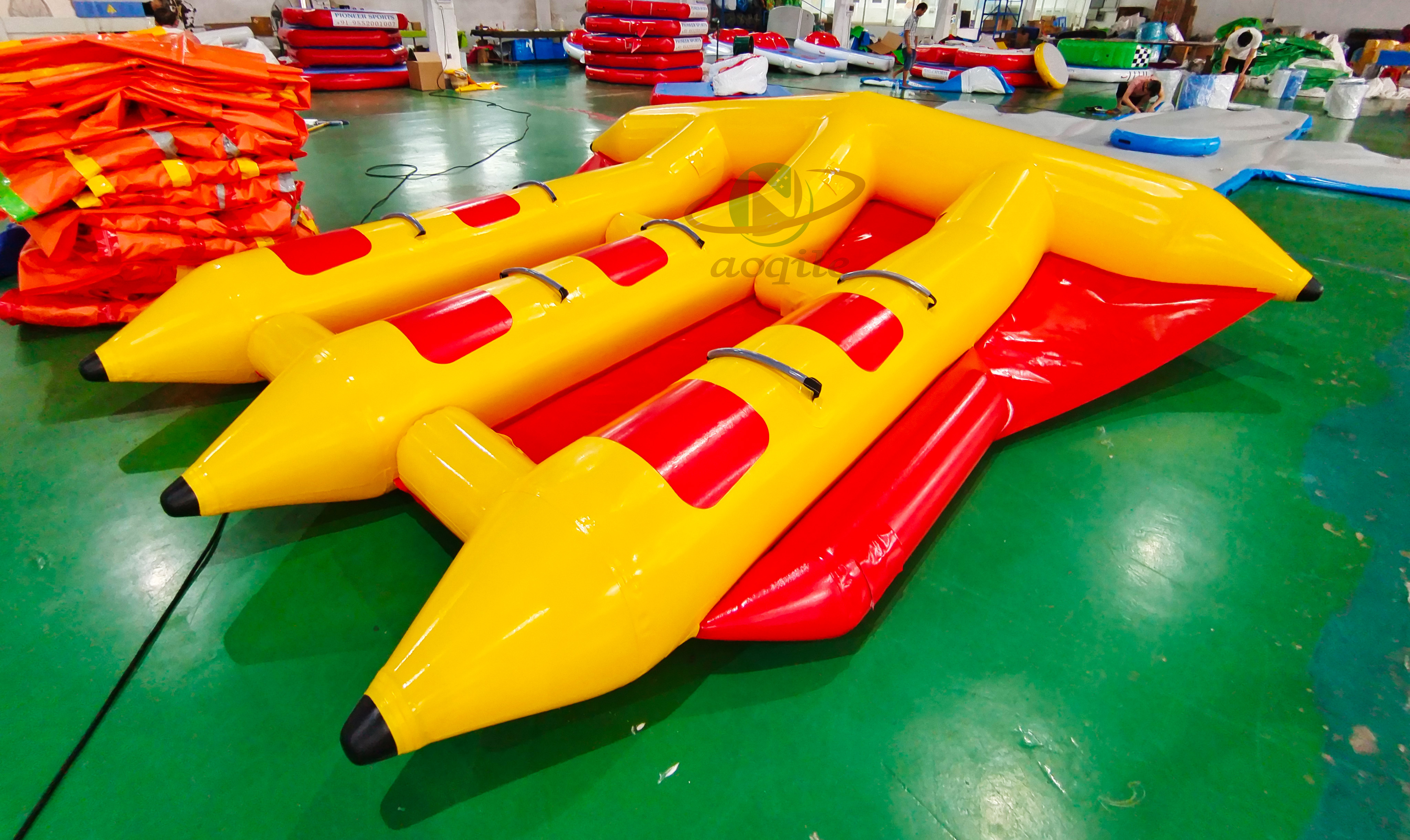 Precio de fábrica, deporte acuático inflable, pez volador, pez volador, tubo remolcable, barco banana, juego de agua, equipo de mar