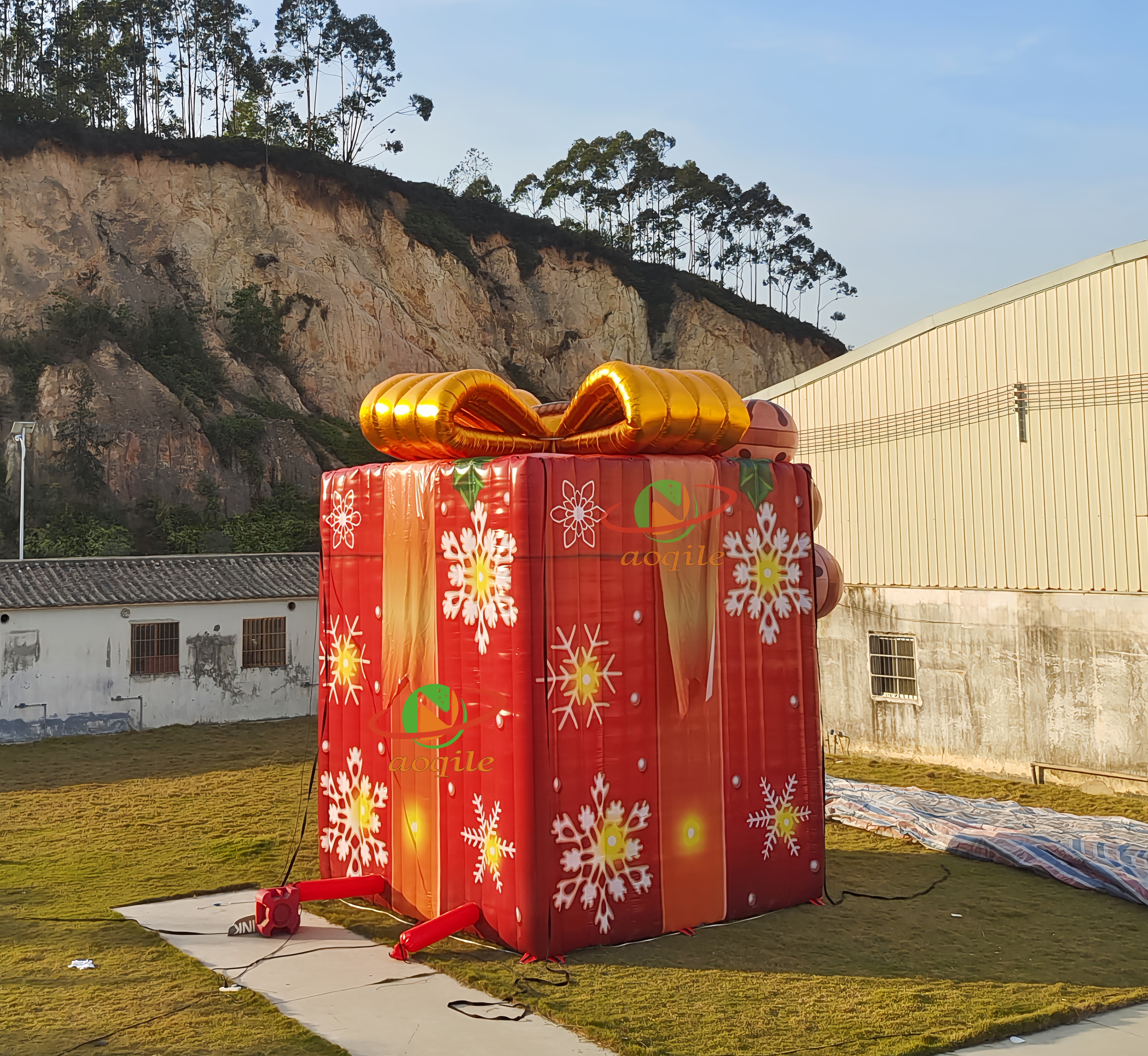 Decoraciones navideñas inflables personalizadas/decoración navideña al aire libre luces LED caja de regalo para regalos inflables