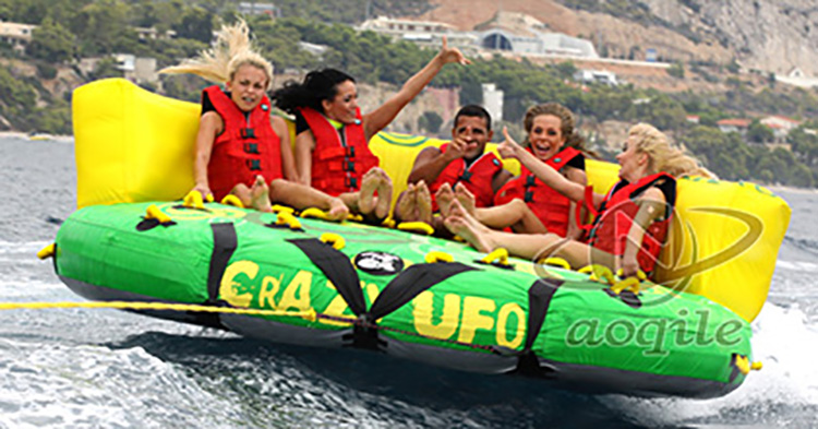 El barco inflable del sofá volador de nuevo diseño se puede remolcar para deportes inflables de peces voladores