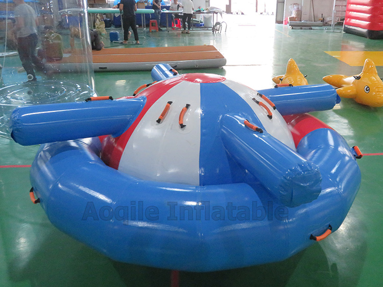 Inflable giratorio Gyro UFO remolcable isla flotante agua inflable Disco barco