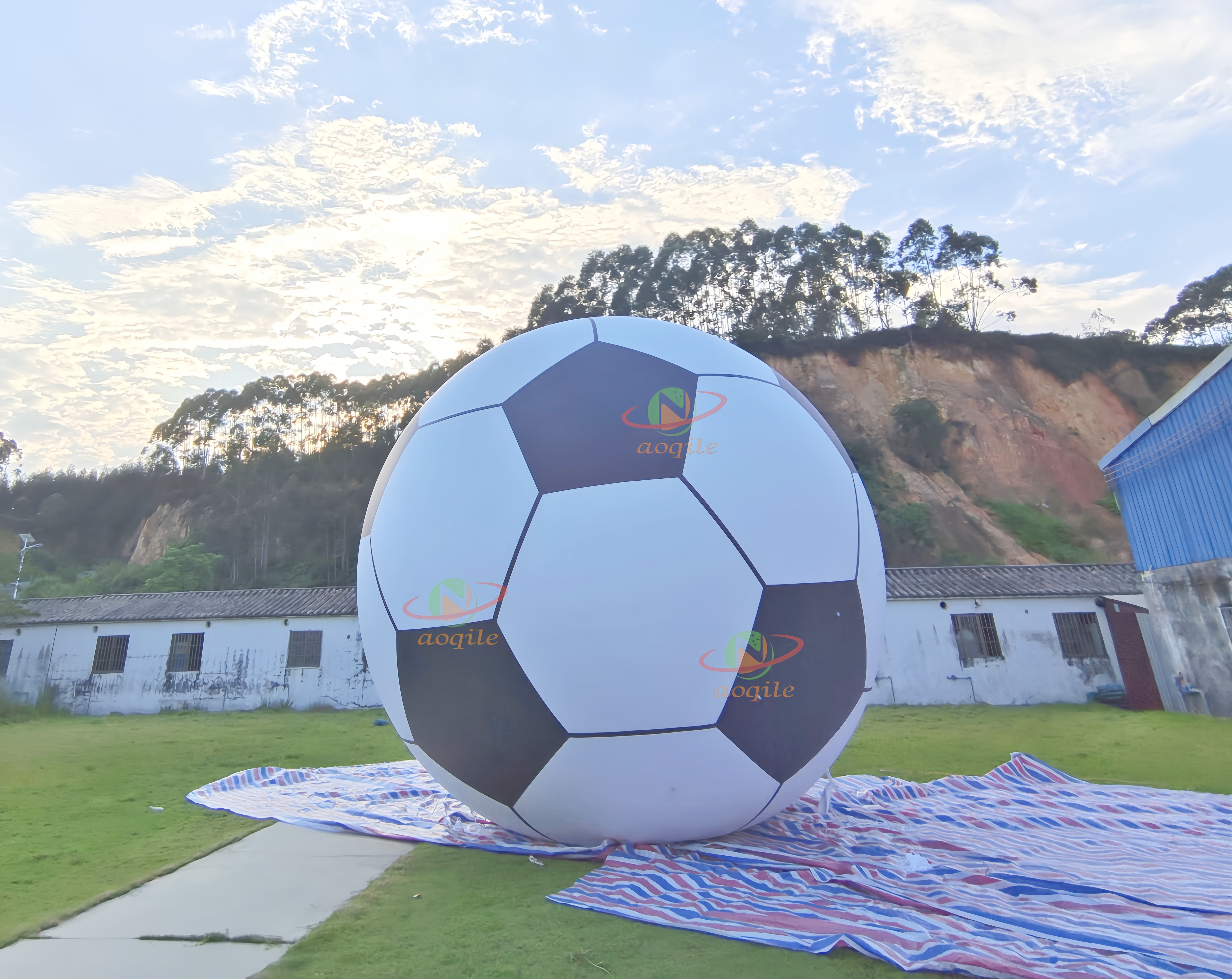 Modelo de fútbol inflable para evento publicitario/evento de fútbol pelota inflable de Pvc globo de fútbol gigante