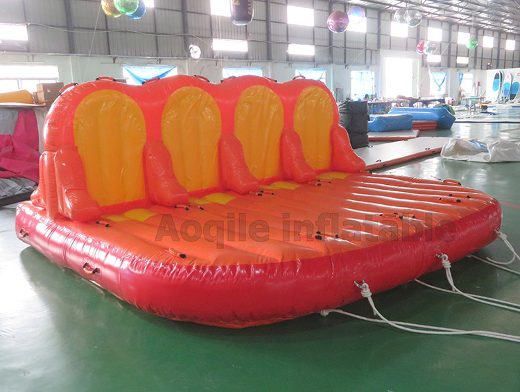 Juegos de deportes acuáticos de verano, barco inflable remolcable con forma de pez volador, barco flotante inflable tipo plátano