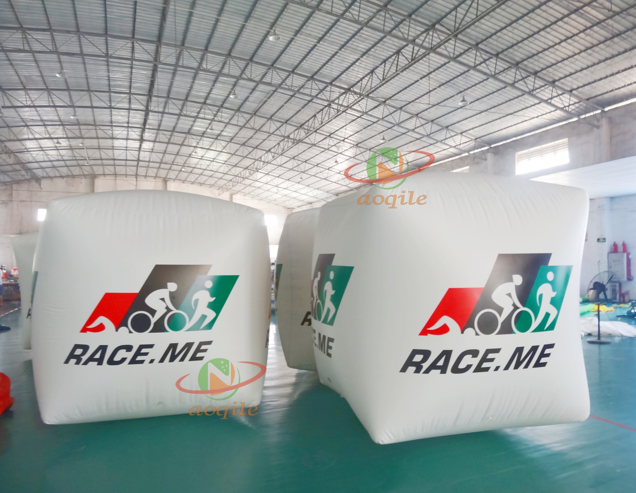 Marcador inflable específico para triatlón, boya de aire flotante para carrera, cubo duradero, agua