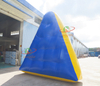 Boya de natación inflable, equipo de boya triangular flotante de Pvc para agua inflable