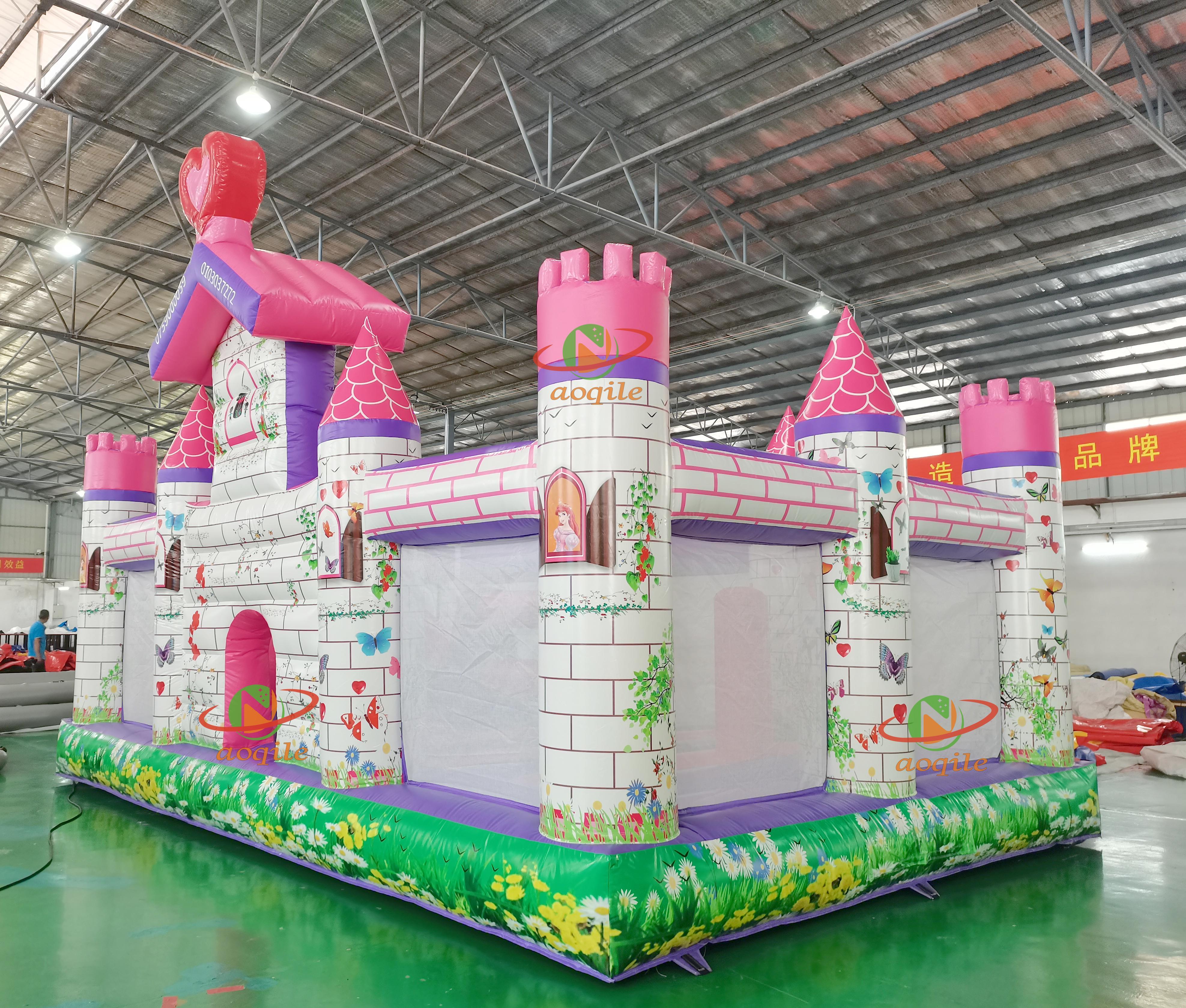 Parque acuático inflable grande hecho a medida para interiores y exteriores de alta calidad con tema de Castillo de princesa