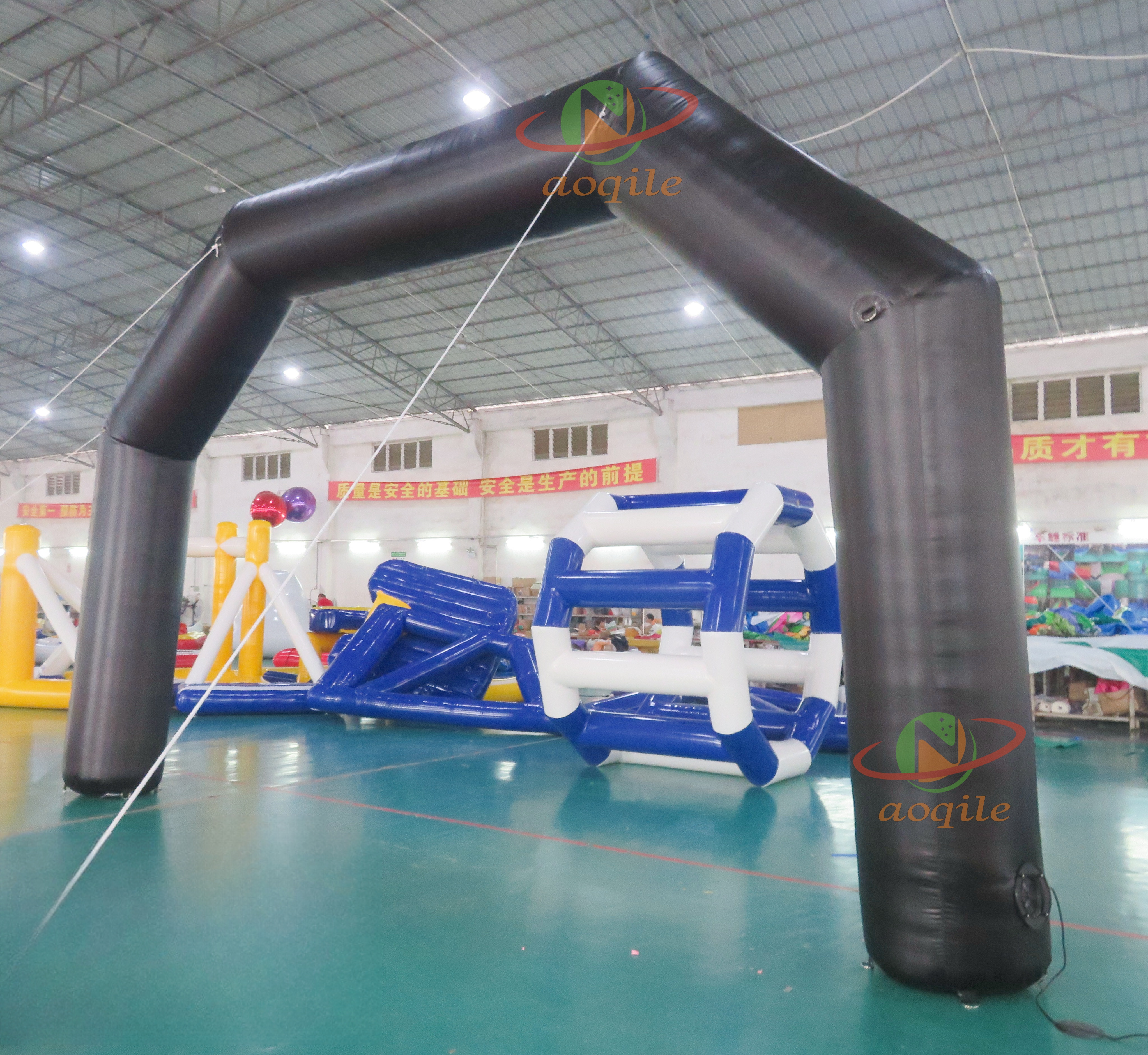 El arco inflable de la calidad comercial crea el arco publicitario inflable grande para requisitos particulares