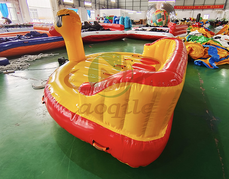 Lindo pato amarillo forma inflable piscina agua fiesta niños juguete pontón portátil esquí acuático remolcable