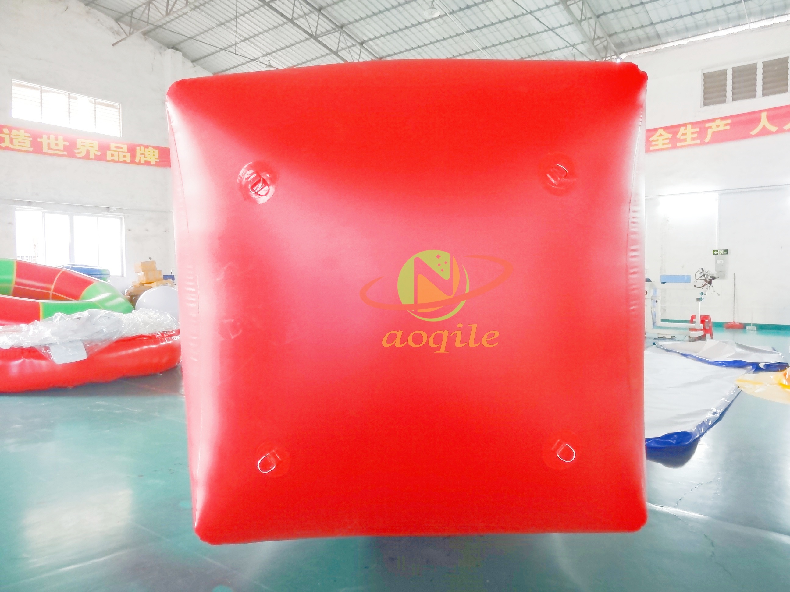 Boya flotante inflable personalizada para deportes acuáticos, cubo, evento, marca de boya publicitaria inflable especial