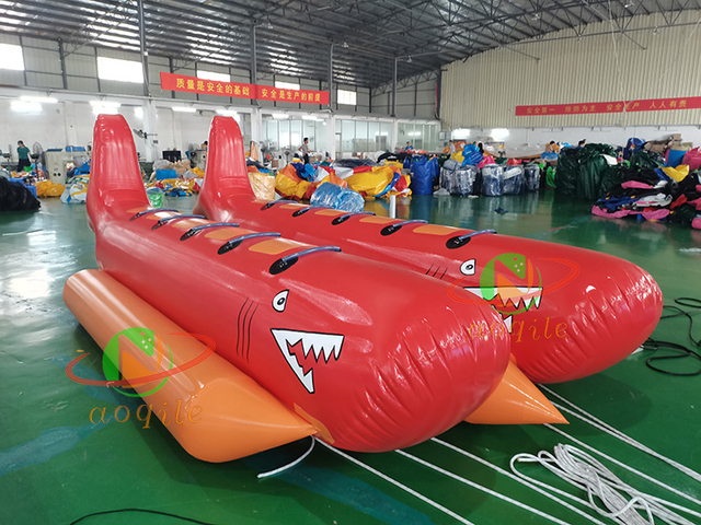 Barco inflable de alta calidad del plátano del pez volador del juego del deporte acuático del parque acuático del PVC de 0,9m m