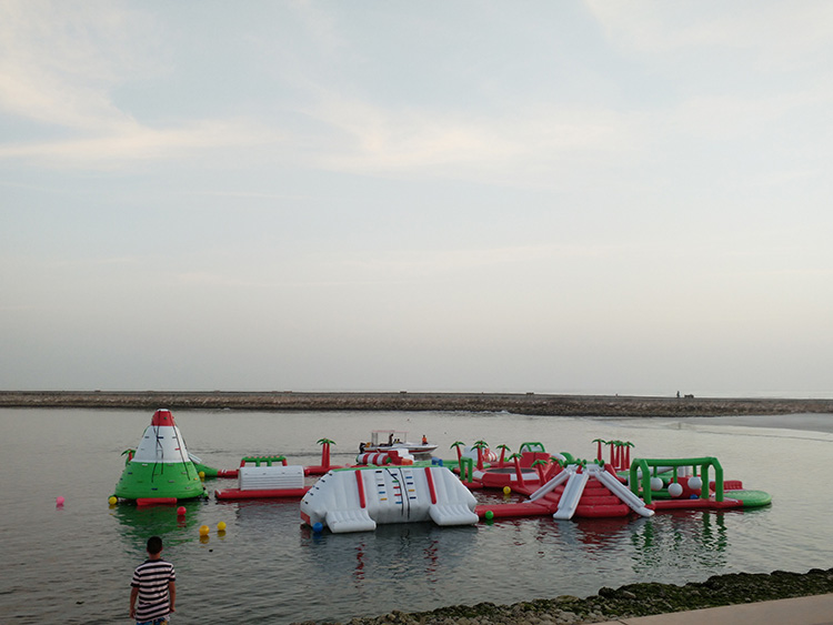 Parque Acuático inflable comercial para adultos, parque acuático flotante para exteriores, lago