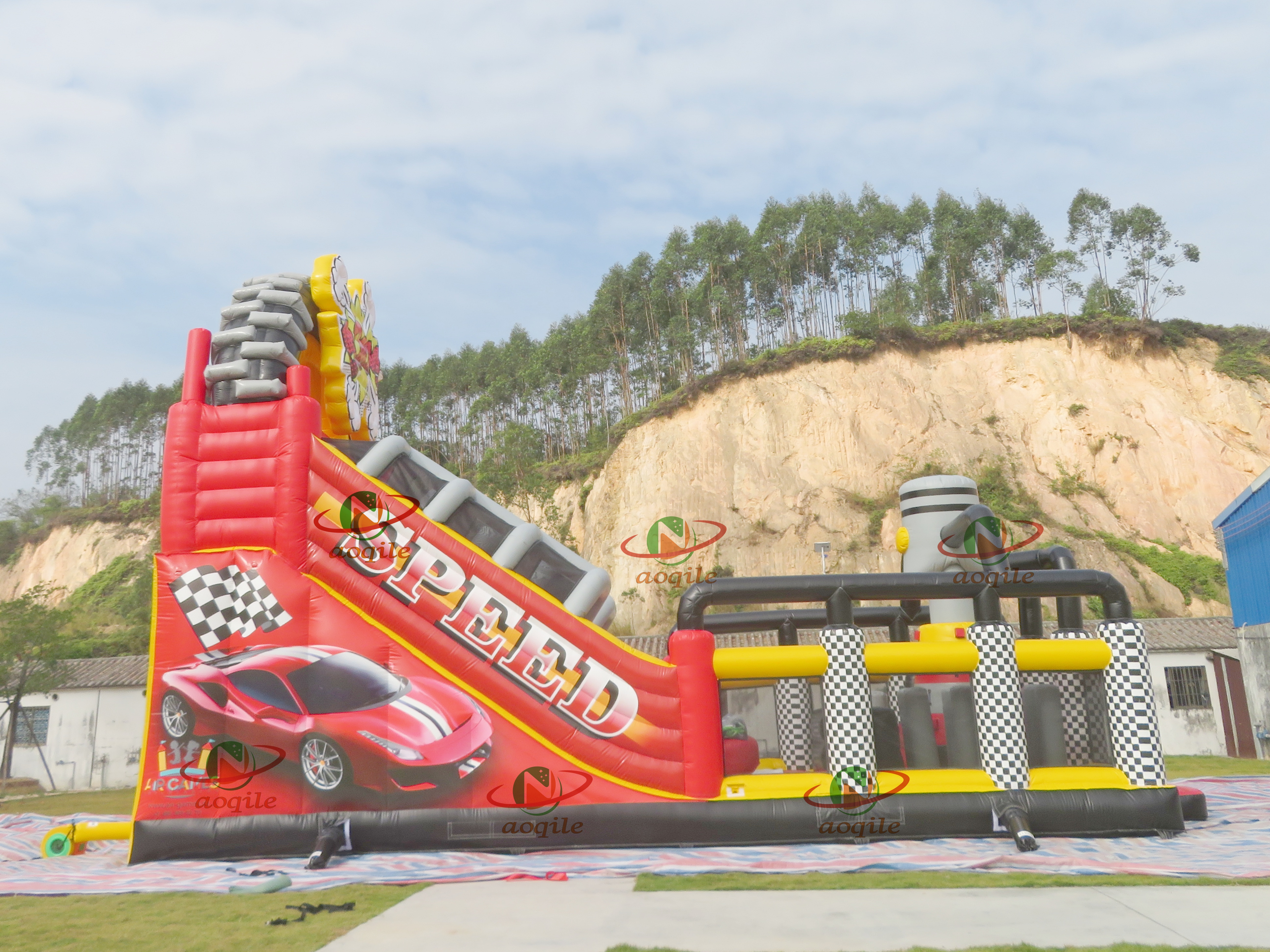 AOQILE 2025 Nuevo diseño Toblo de agua en forma de automóvil inflable con ventas calientes para eventos