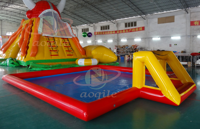 Piscina flotante inflable del campo de juego de la cancha de básquet del agua para los juegos del mar de la piscina