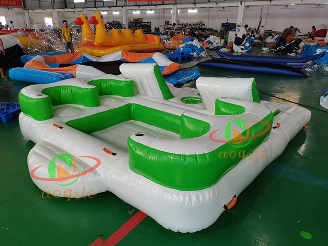 Verano al aire libre inflable agua flotante isla salón ocio plataforma muelle entretenimiento acuático sofá barco