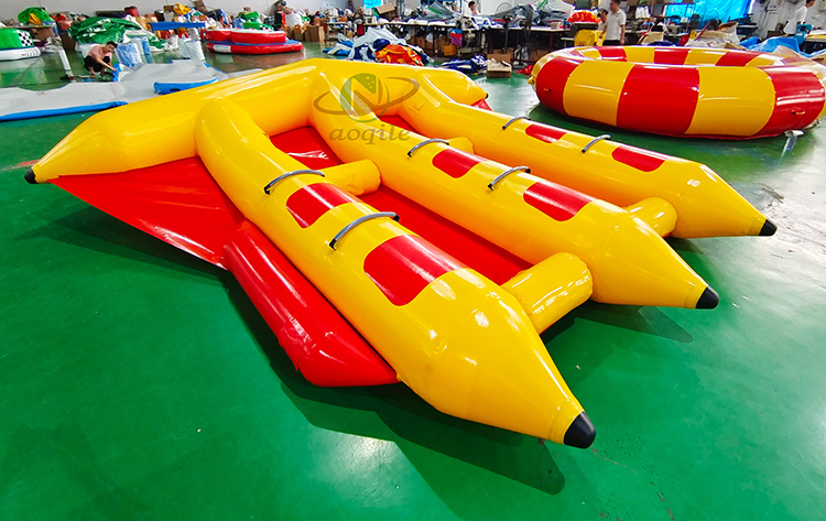 Venta al por mayor de deportes acuáticos inflables Banana Boat tubo inflable de pez volador remolcable