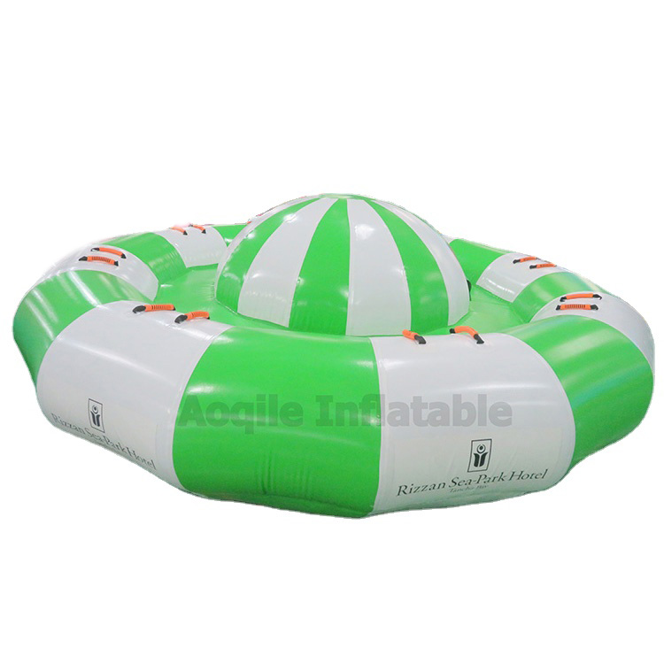 Barco inflable remolcable para discoteca, barco giratorio flotante, juegos acuáticos divertidos de verano