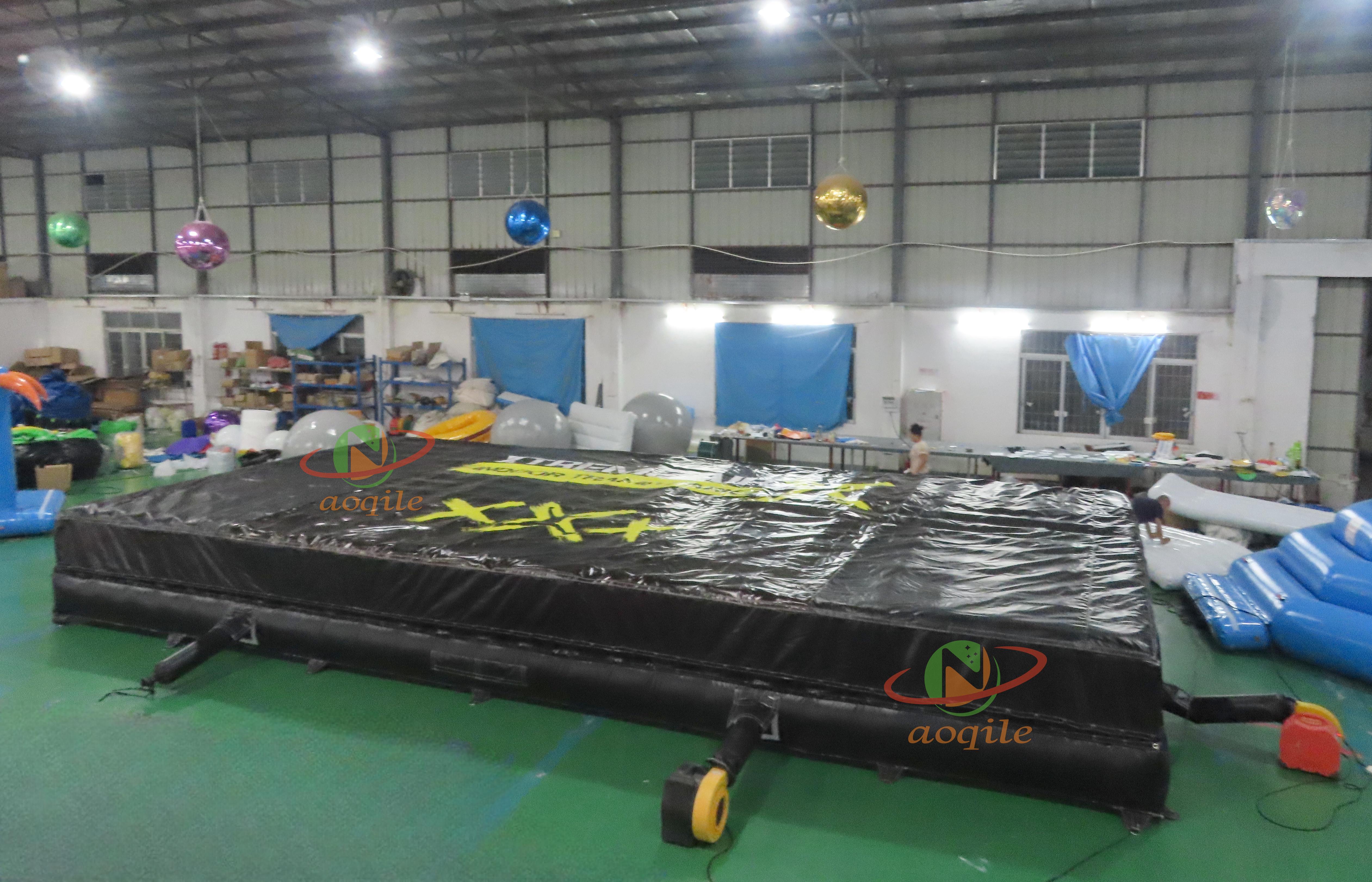 Aoqile Base estable simulada de madera de buceo inflable portátil para competencia deportiva de fitness acuático para eventos