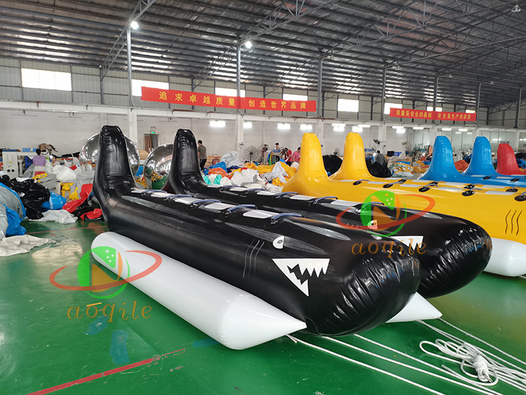 Parque Acuático de mar directo de fábrica, 10 asientos, bote inflable, juego de agua, bote banana con reparación, lona de PVC de 0,9mm, deportes acuáticos
