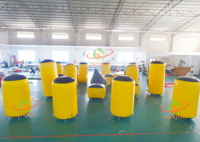 Boya inflable de la natación del agua abierta boya cuadrada inflable personalizada del cubo del agua flotante