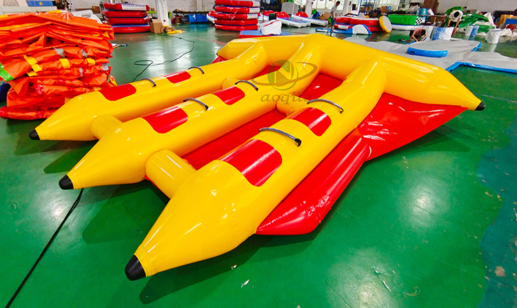 Venta al por mayor de deportes acuáticos inflables Banana Boat tubo inflable de pez volador remolcable