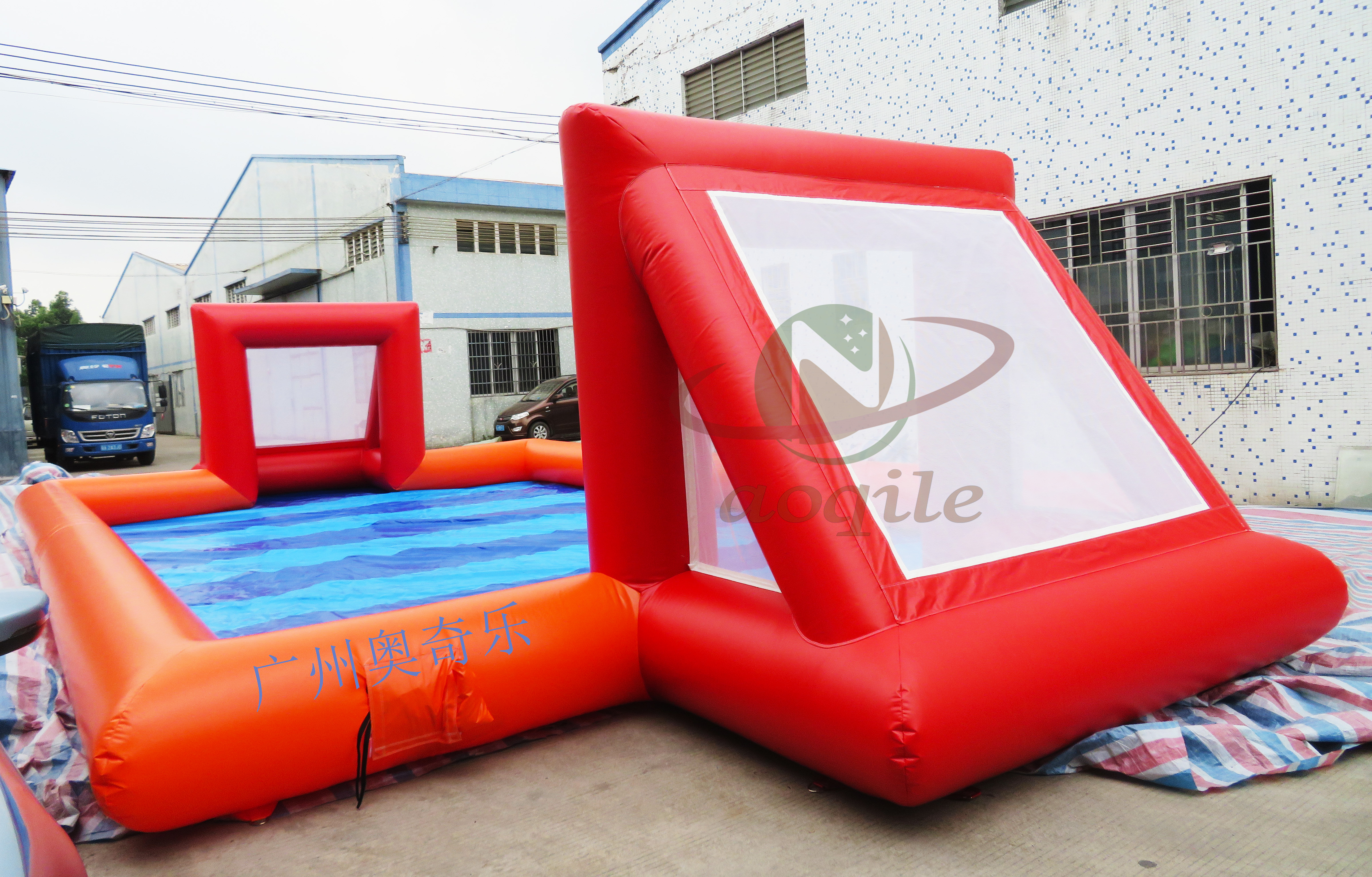 Cancha de fútbol inflable, juego deportivo portátil al aire libre, campo de fútbol inflable