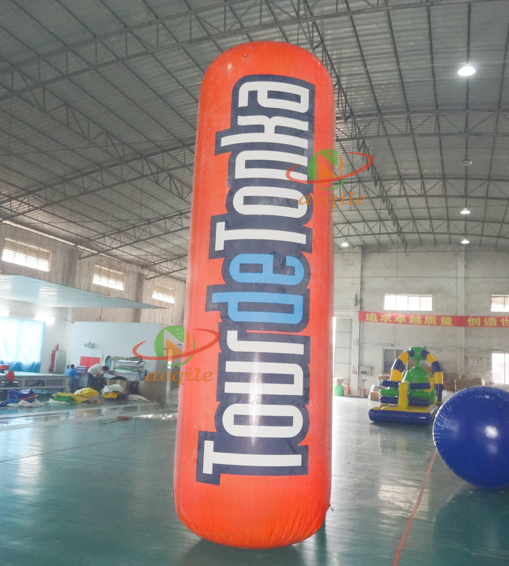 Boya inflable cilíndrica del Pvc para los deportes acuáticos que flotan la marca inflable de la natación