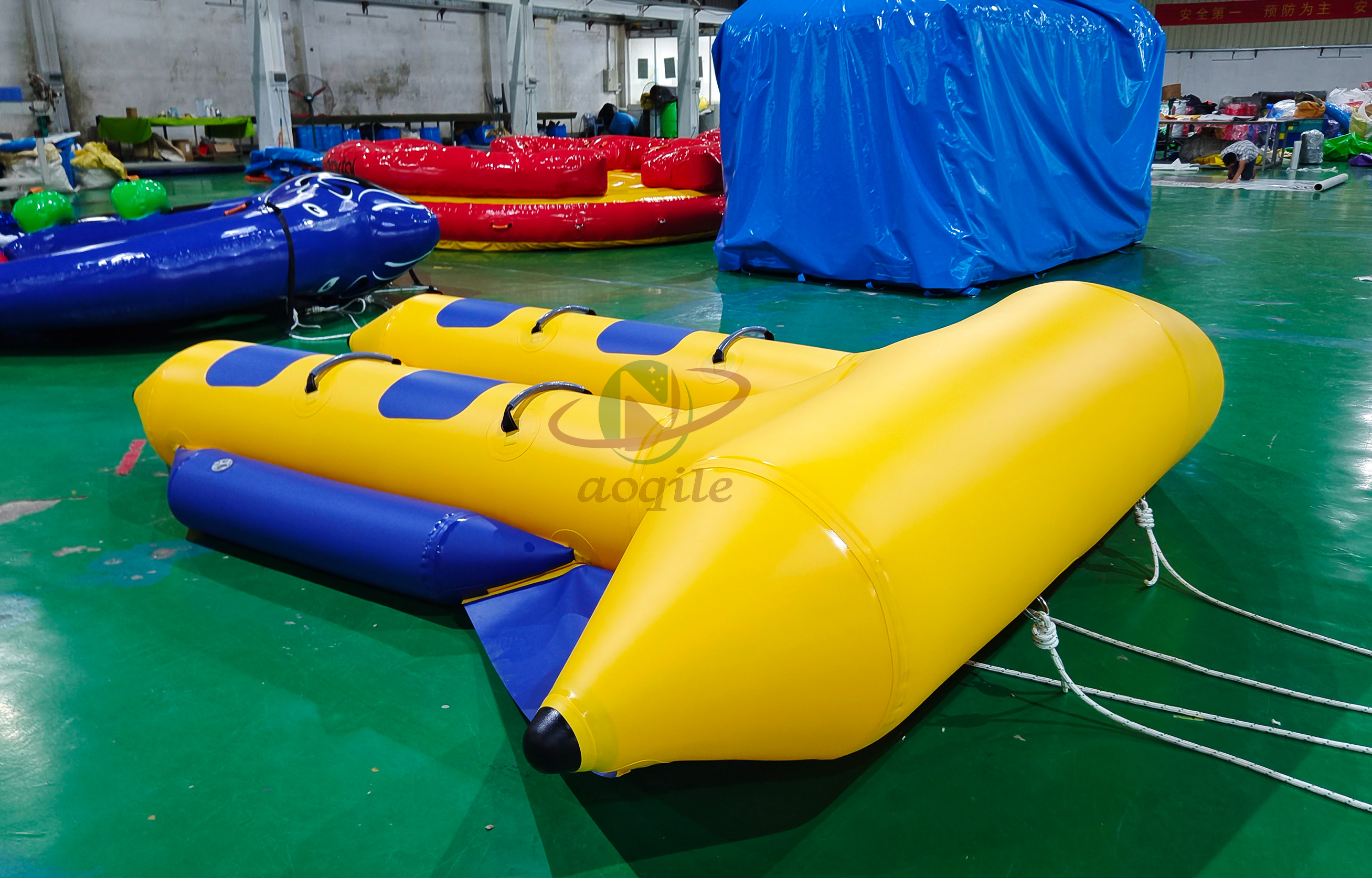 Venta directa de fábrica, pez volador inflable, deportes de emoción extrema, flotante de goma, pez mosca inflable remolcable