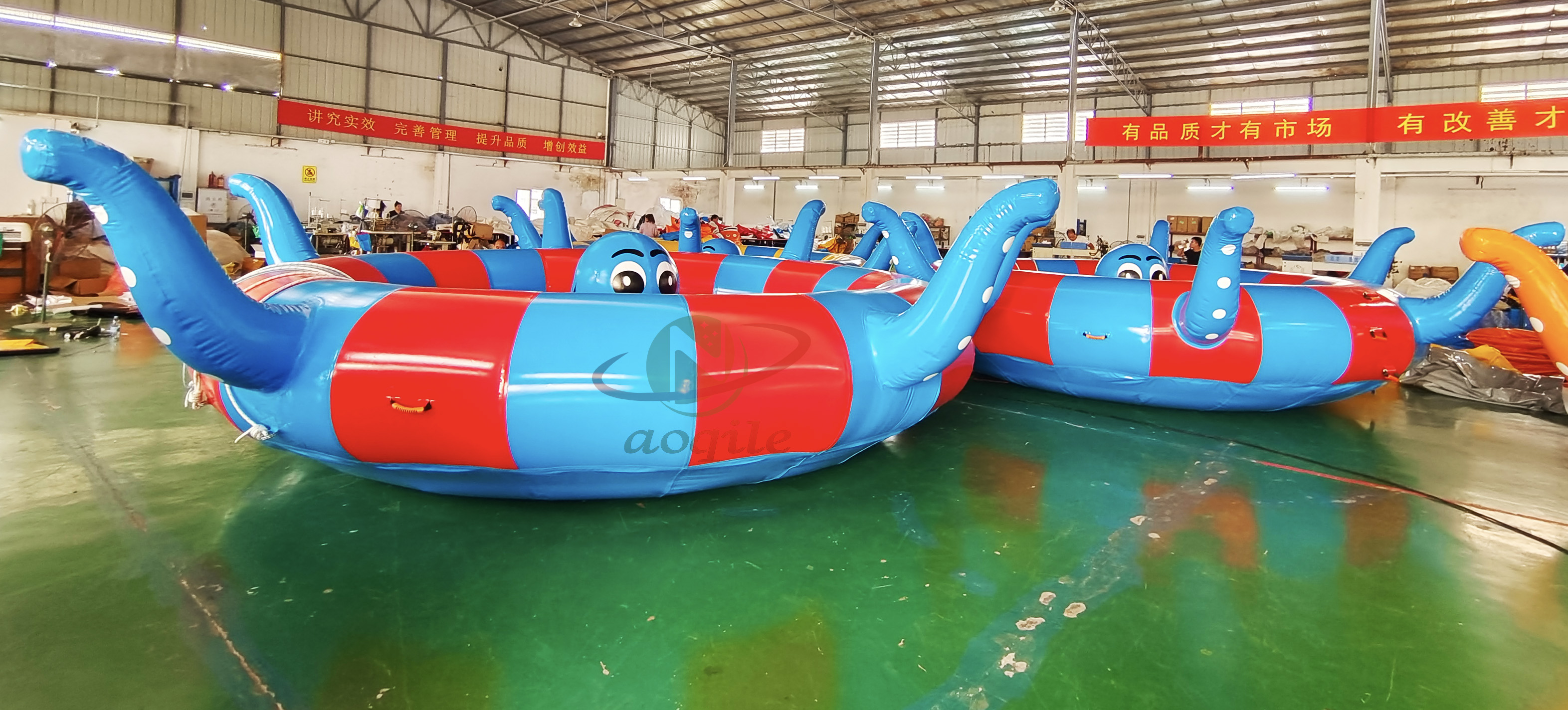 Barco inflable colorido remolcable del disco del pulpo de los deportes acuáticos de la lona del PVC de alta calidad