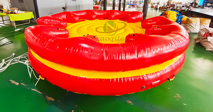 Seguridad hermética flotante inflable mar remolcable estimular el juego de agua 8 personas esquí acuático sofá remolcable barco