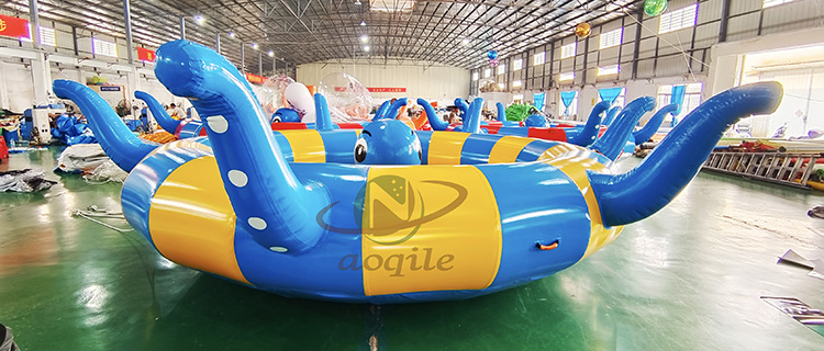 Barco de discoteca inflable Crazy New para 6-10 personas, pulpo inflable remolcable, juego de agua, barco de discoteca giratorio a la venta